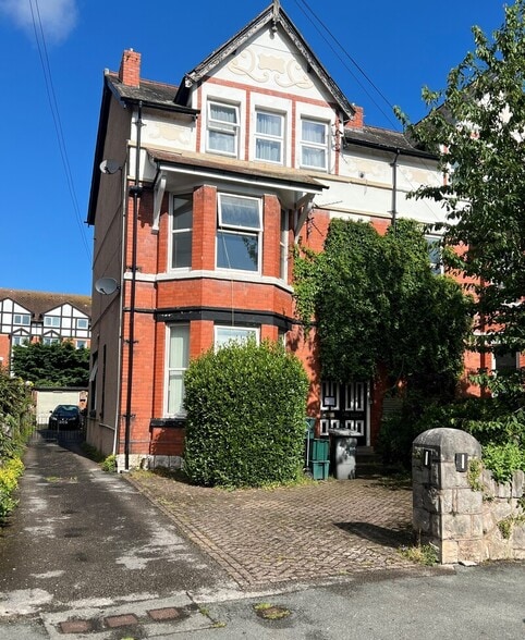 1 Mostyn Rd, Colwyn Bay for sale - Building Photo - Image 1 of 1
