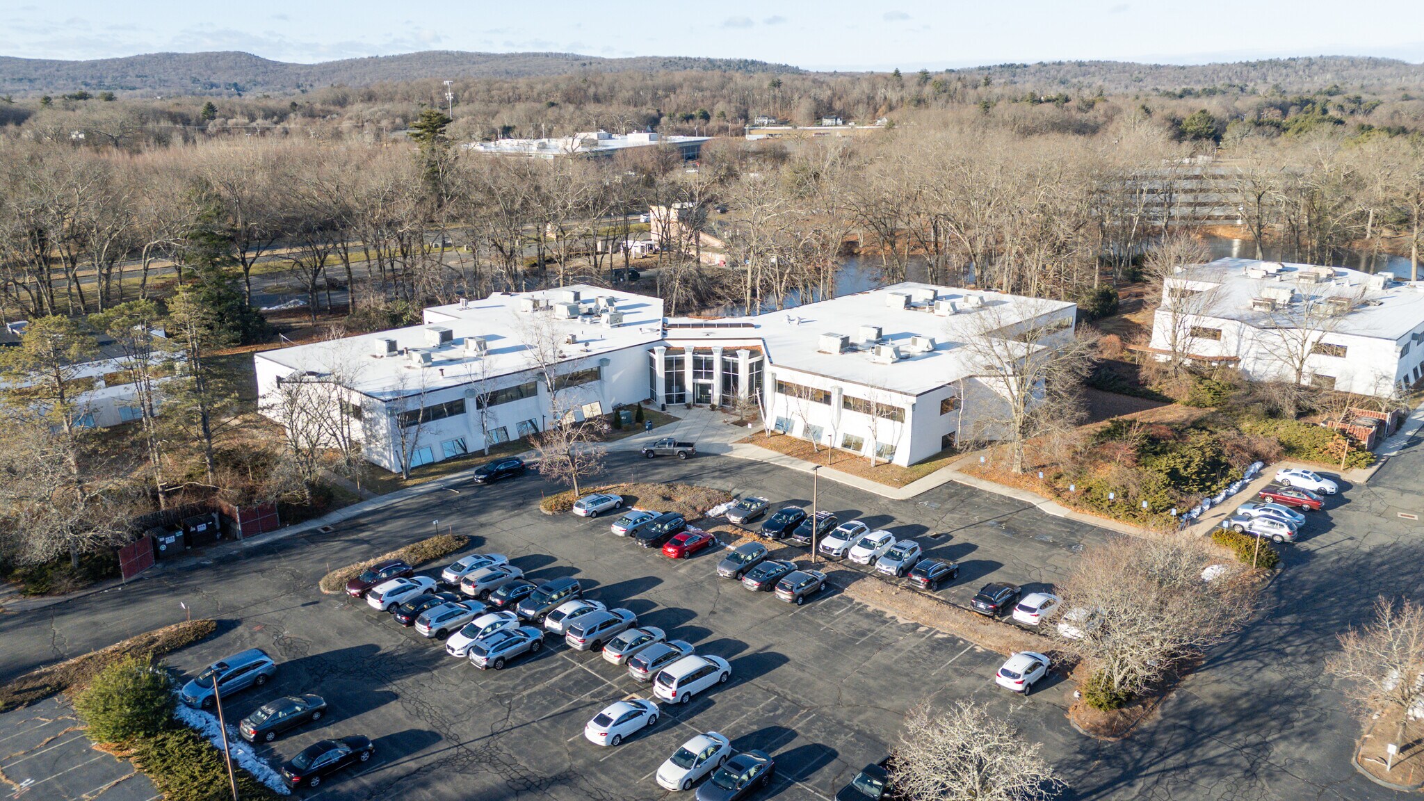 6 Griffin Rd N, Windsor, CT à vendre Photo principale- Image 1 de 7