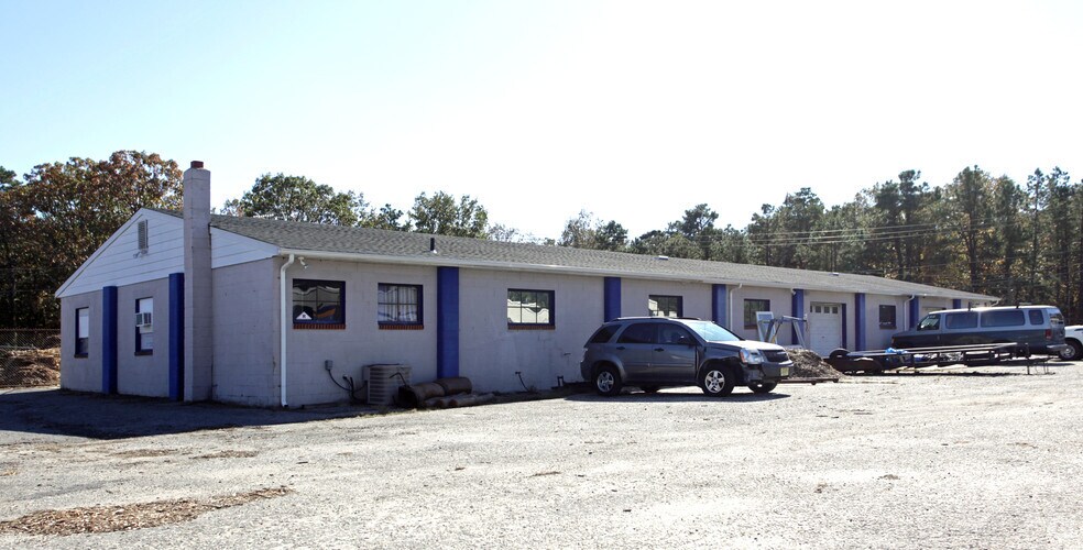 1745 W Route 37, Toms River, NJ à vendre - Photo du bâtiment - Image 2 de 2