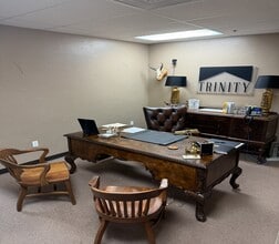 300-318 S Main St, Weatherford, TX for lease Interior Photo- Image 1 of 2