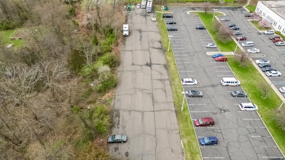 644 howard avenue, Somerset, NJ for lease - Building Photo - Image 2 of 15