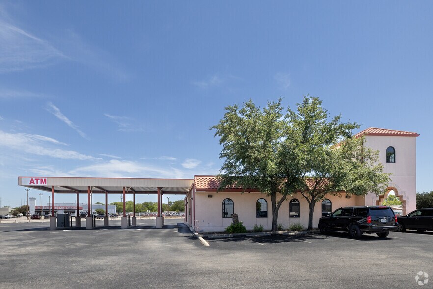 420 N Weidner Rd, San Antonio, TX à vendre - Photo du bâtiment - Image 3 de 15