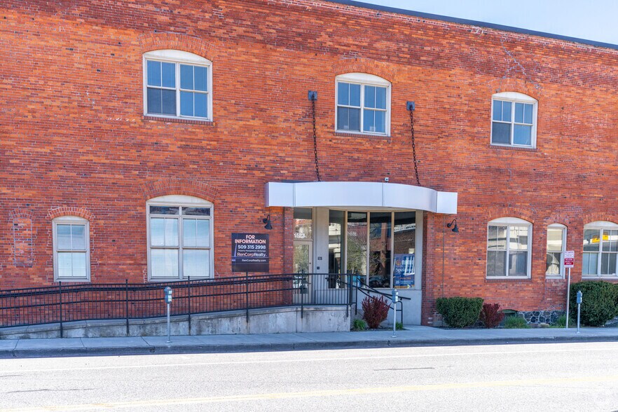 152 S Jefferson St, Spokane, WA à louer - Photo du bâtiment - Image 2 de 5