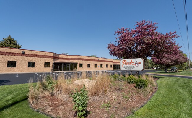 Plus de détails pour 1481 81st Ave NE, Spring Lake Park, MN - Bureau à vendre