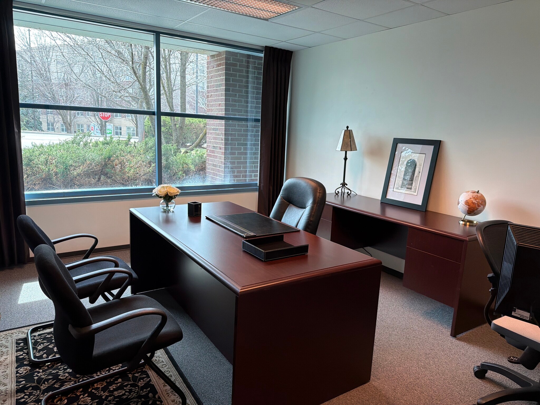 27475 Ferry Rd, Warrenville, IL à louer Photo intérieure- Image 1 de 1