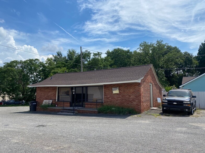 1313 W Front St, Statesville, NC for lease - Building Photo - Image 2 of 4
