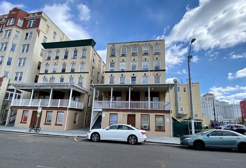 133-135 S St James Pl, Atlantic City, NJ for sale - Building Photo - Image 1 of 1