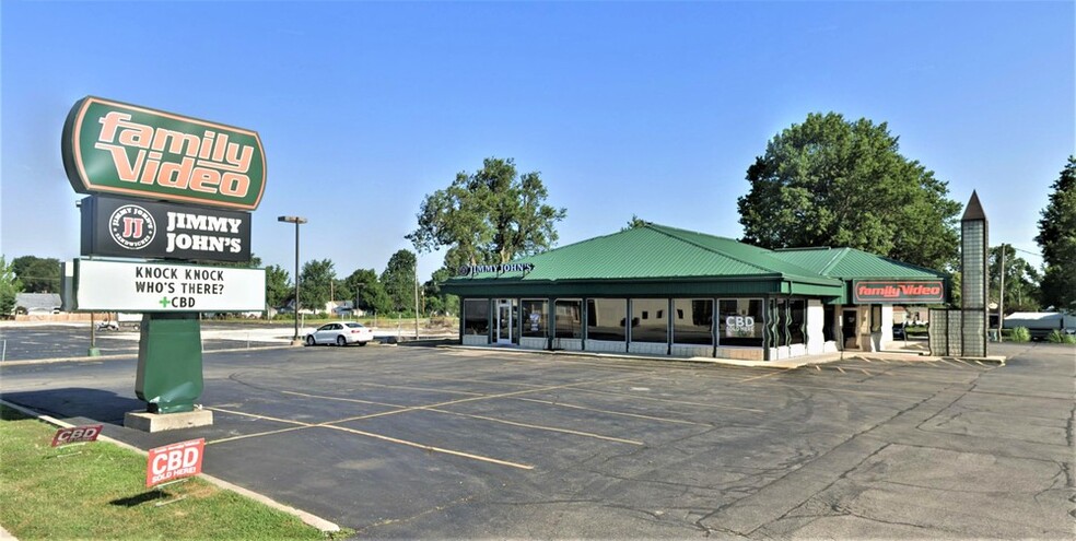 433 W Spresser St, Taylorville, IL for lease - Building Photo - Image 3 of 3