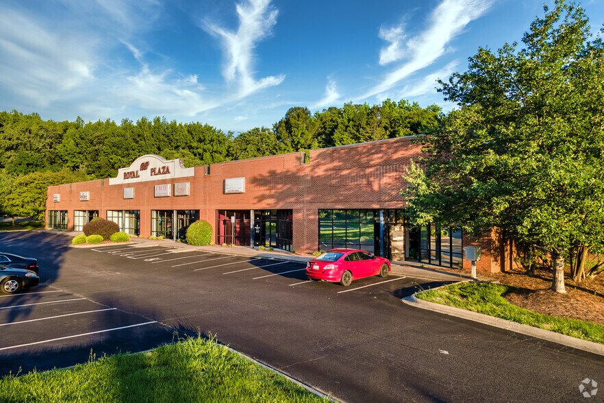 1030 Edwards St, Rock Hill, SC à louer - Photo du bâtiment - Image 2 de 16