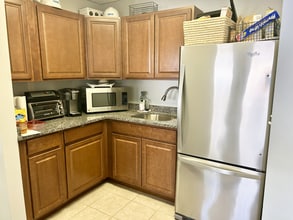 340 Mill St NE, Vienna, VA for lease Interior Photo- Image 2 of 8