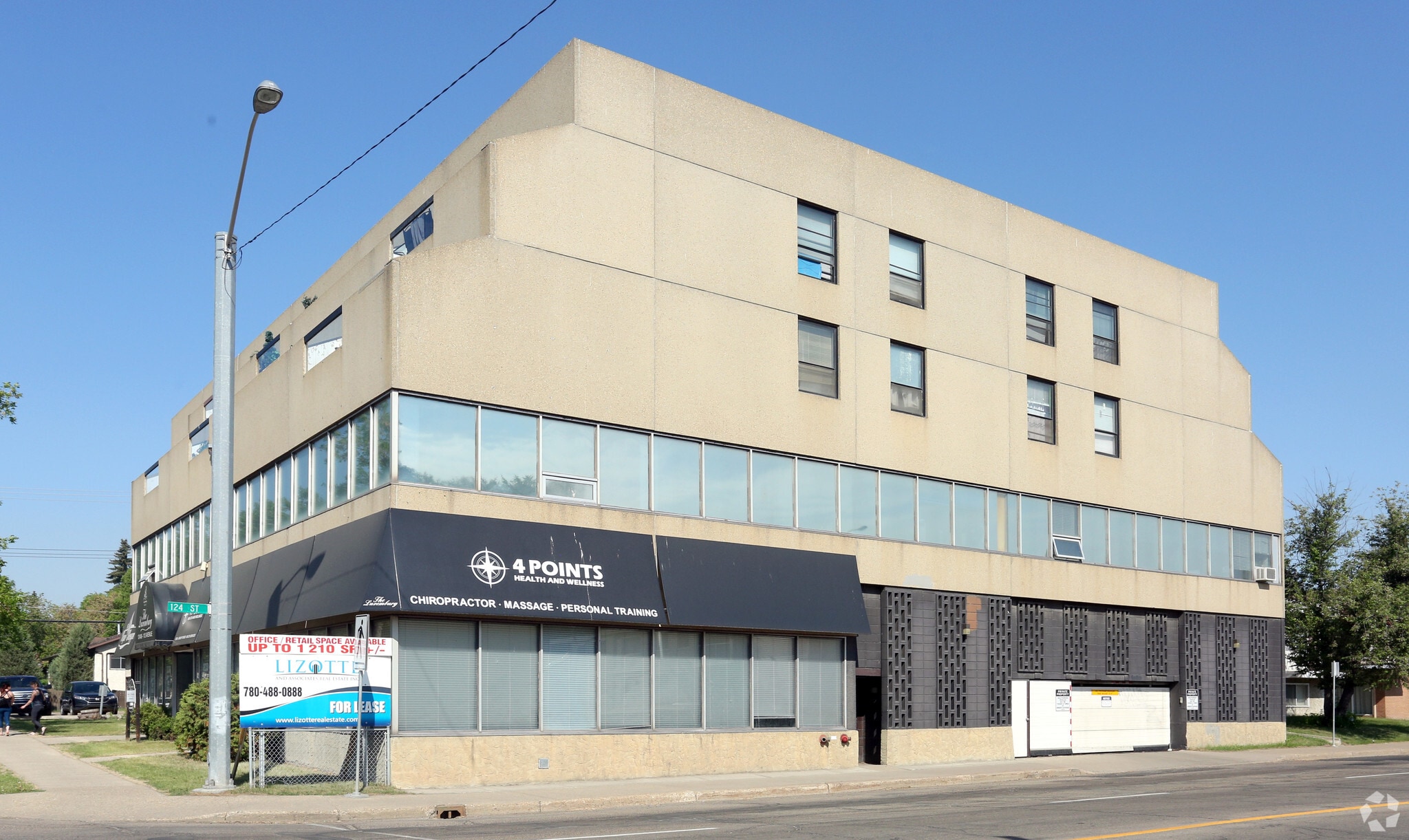 12406 112th Ave, Edmonton, AB à vendre Photo principale- Image 1 de 1