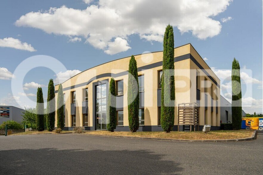 Flex in Arnas for lease - Building Photo - Image 3 of 4