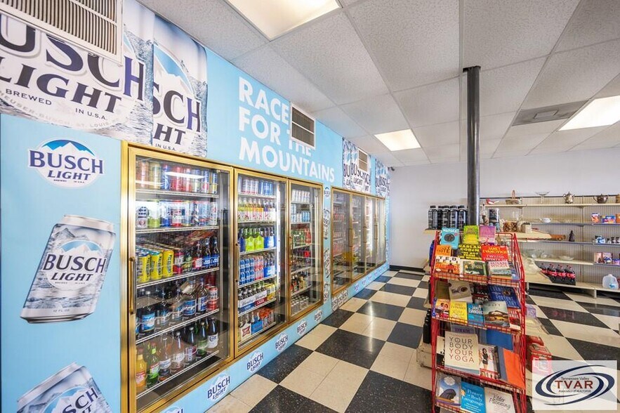 9100 Highway 70, Cedar Grove, TN à vendre - Photo du bâtiment - Image 3 de 46