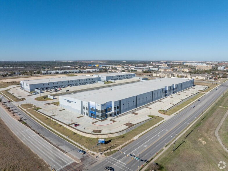 3700 Sunrise Rd, Round Rock, TX for lease - Building Photo - Image 2 of 10