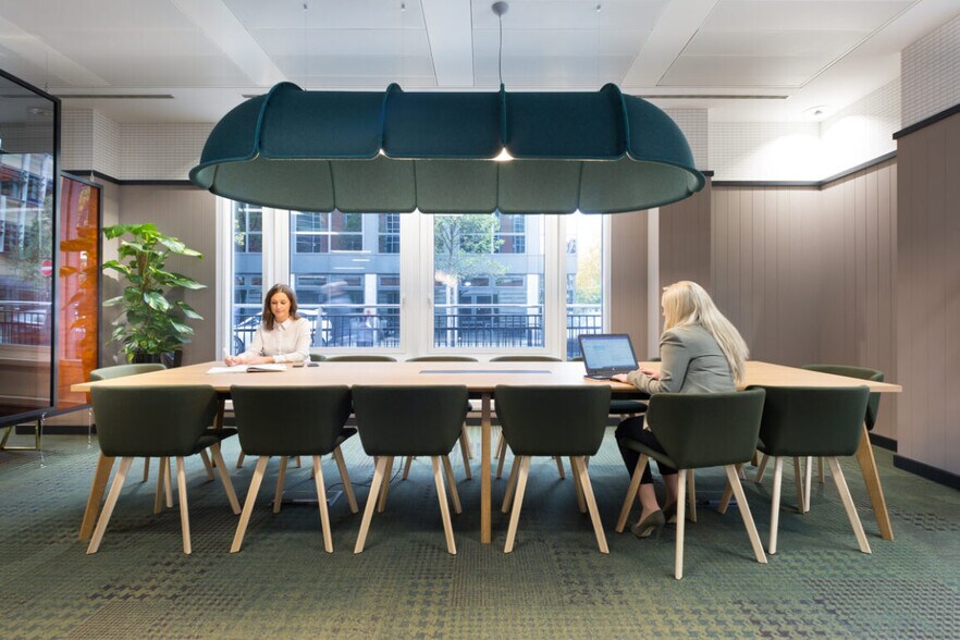 120 New Cavendish St, London for lease - Interior Photo - Image 3 of 6