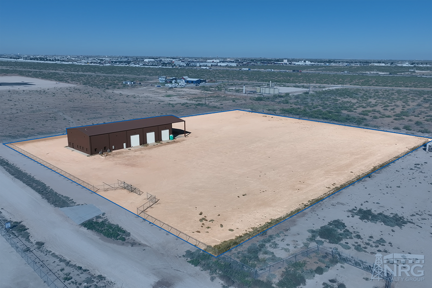 Lot 1 W County Rd 122, Midland, TX à louer - Photo principale - Image 1 de 11