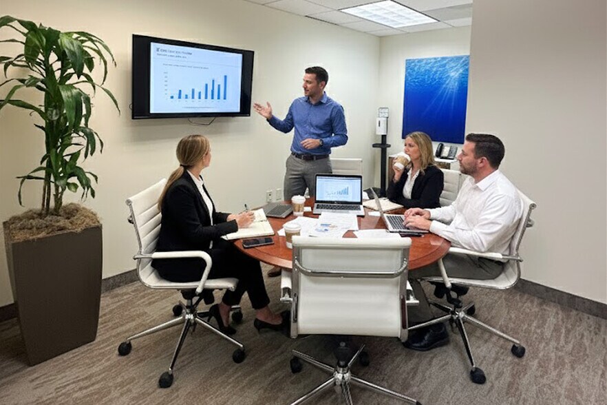 100 Wilshire Blvd, Santa Monica, CA à louer - Photo intérieure - Image 3 de 17