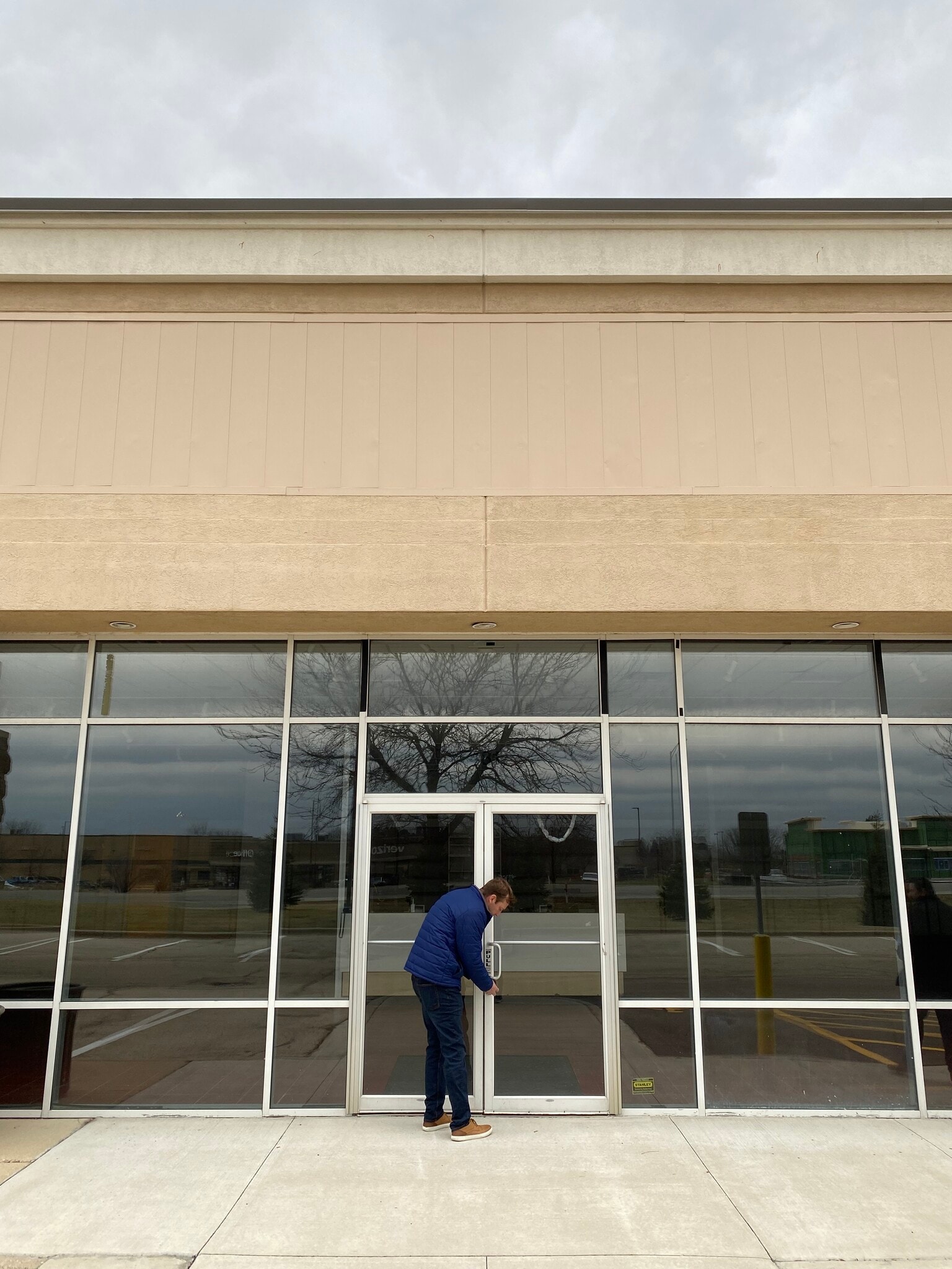 N Randall  Rd & Mckee St, Batavia, IL for lease Interior Photo- Image 1 of 15