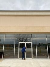 N Randall  Rd & Mckee St, Batavia, IL for lease Interior Photo- Image 1 of 15