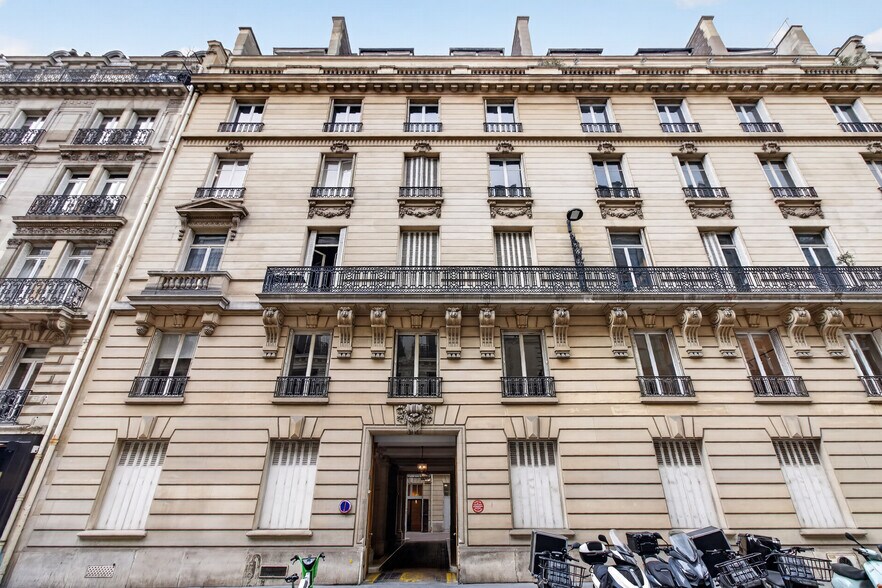 6 Rue De La Trémoille, Paris à louer - Photo du bâtiment - Image 1 de 44