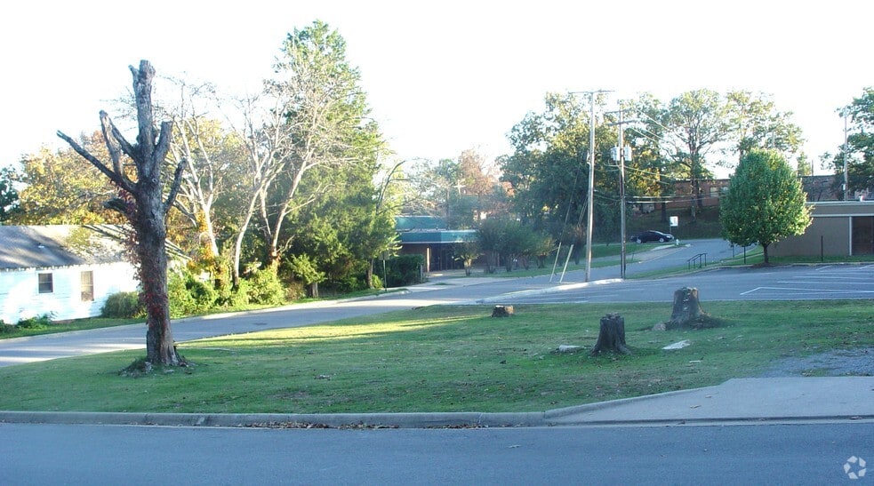 5100 W 12th St, Little Rock, AR for sale - Building Photo - Image 3 of 69