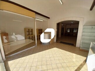 Plus de détails pour Commerce de détail à louer