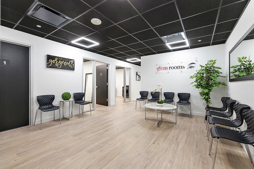 801-803 W Big Beaver Rd, Troy, MI à louer - Photo intérieure - Image 3 de 56