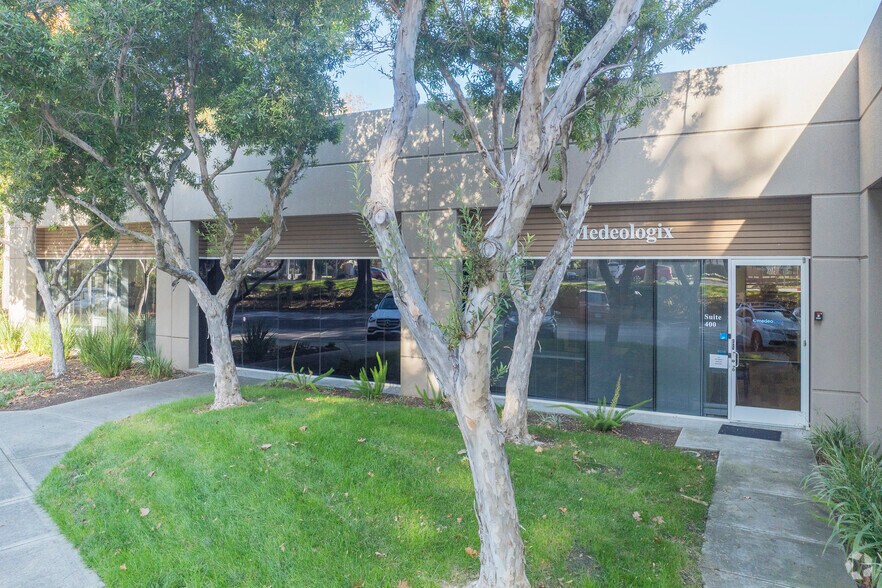 32940 Alvarado Niles Rd, Union City, CA à louer - Photo du bâtiment - Image 3 de 12