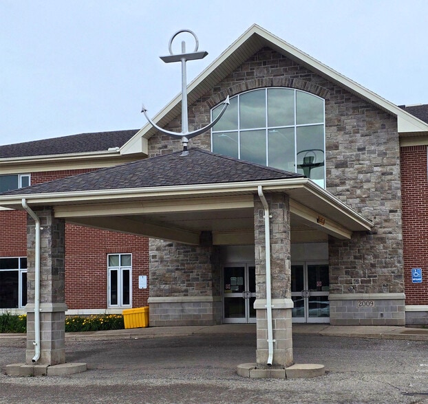 30 Shaftsbury Dr, Kitchener, ON for sale - Building Photo - Image 3 of 4