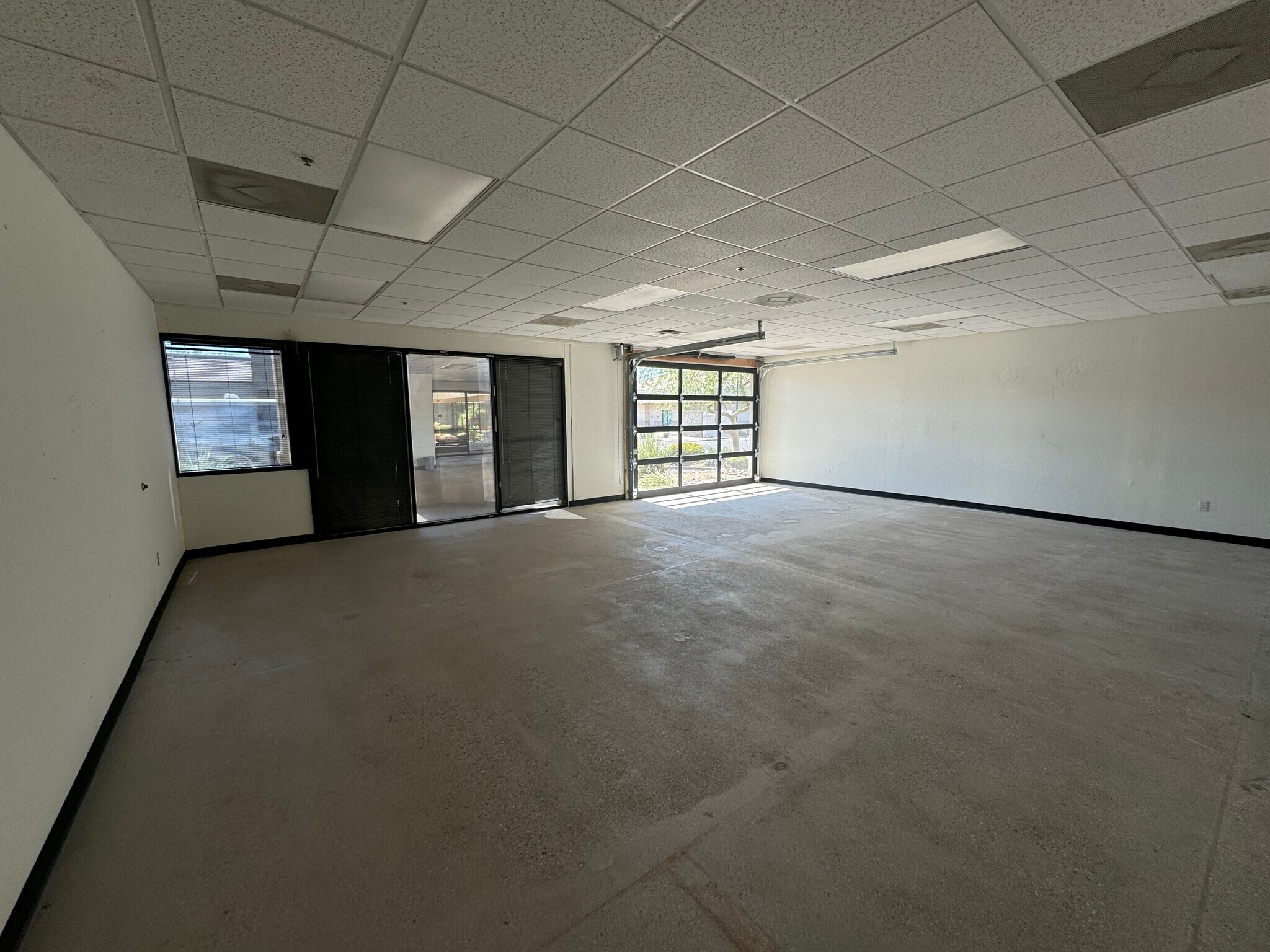 1050 W Main St, Mesa, AZ à vendre Photo intérieure- Image 1 de 1