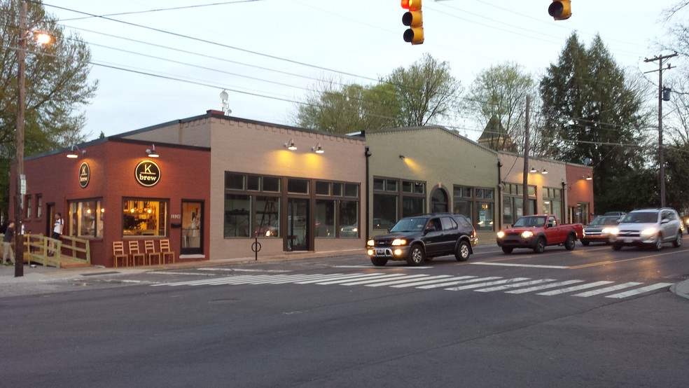 1322 N Broadway, Knoxville, TN for sale - Primary Photo - Image 1 of 4