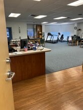 180 Fort Couch Rd, Pittsburgh, PA for lease Interior Photo- Image 2 of 6