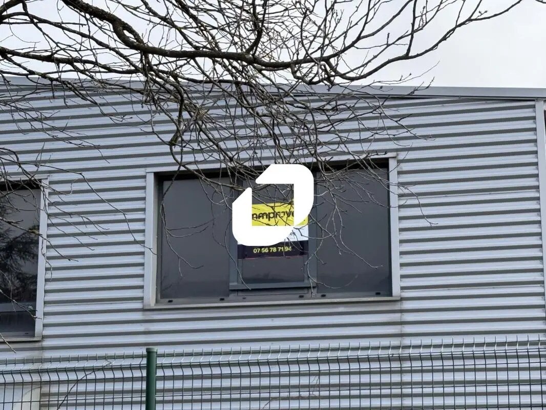 Bureau dans Seyssins à louer Photo du bâtiment- Image 1 de 9