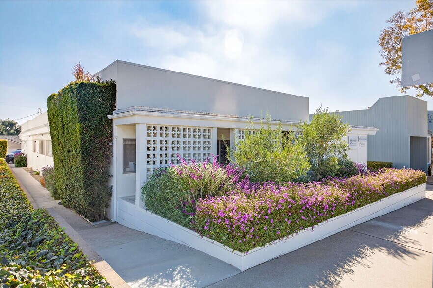 3442 Loma Vista Rd, Ventura, CA à vendre - Photo du bâtiment - Image 2 de 6