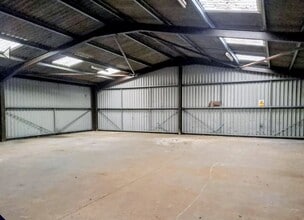 43 Barleycroft, Partridge Green for lease Interior Photo- Image 2 of 2