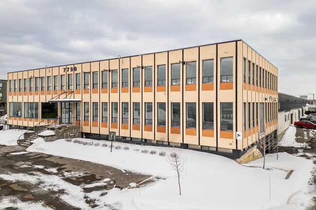 More details for 7790 Ch De La Côte-De-Liesse, Saint-Laurent, QC - Office, Industrial for Lease