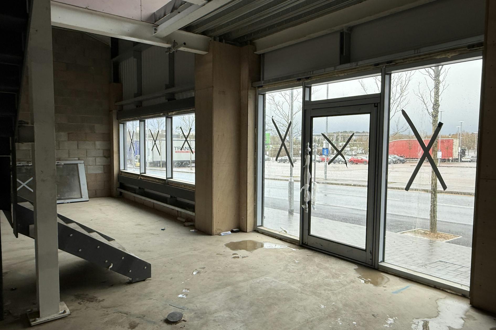 Stadium Way W, Milton Keynes for lease Interior Photo- Image 1 of 10