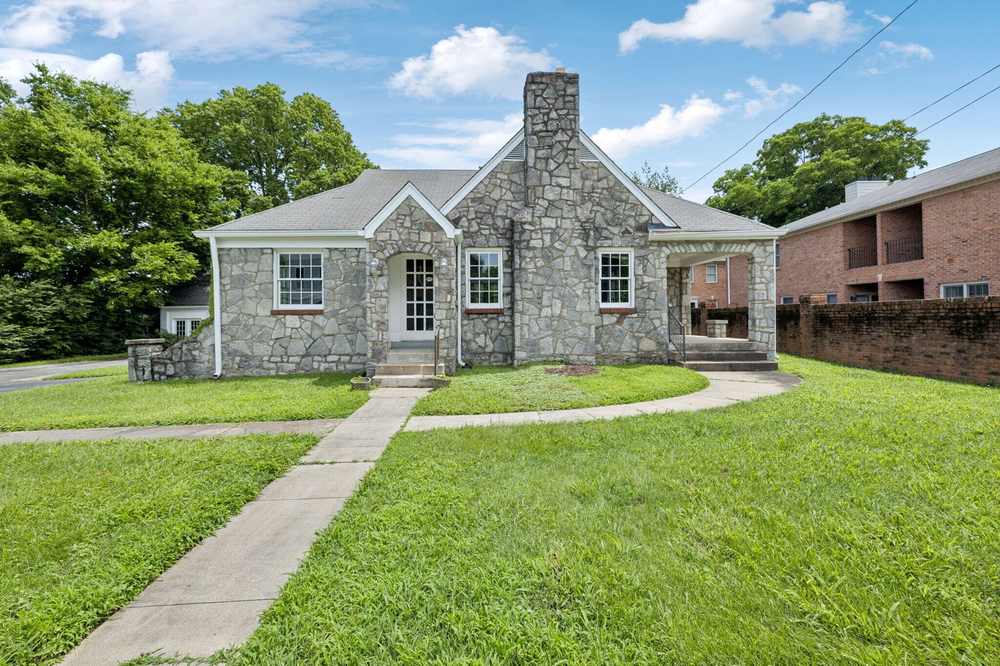 234 4th Ave N, Franklin, TN à vendre Photo du bâtiment- Image 1 de 1