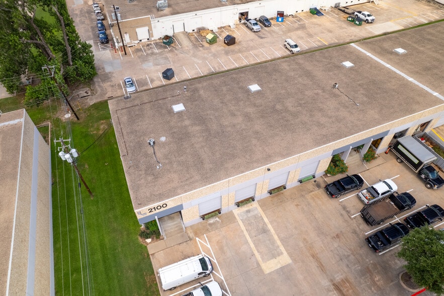 2100 Denton Dr, Austin, TX for lease - Aerial - Image 3 of 14