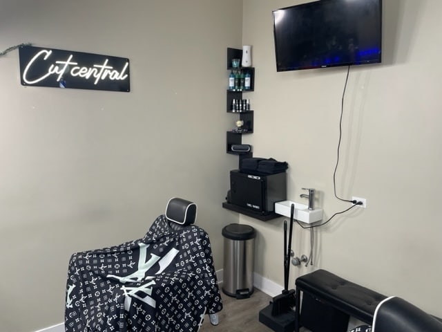 2839 N Milwaukee Ave, Chicago, IL à louer Photo intérieure- Image 1 de 7