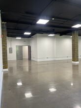 10 County Center Rd, White Plains, NY for lease Interior Photo- Image 2 of 4