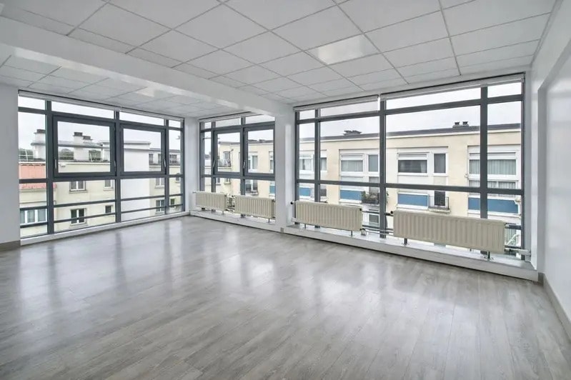 152 Rue De Picpus, Paris for sale - Interior Photo - Image 2 of 5