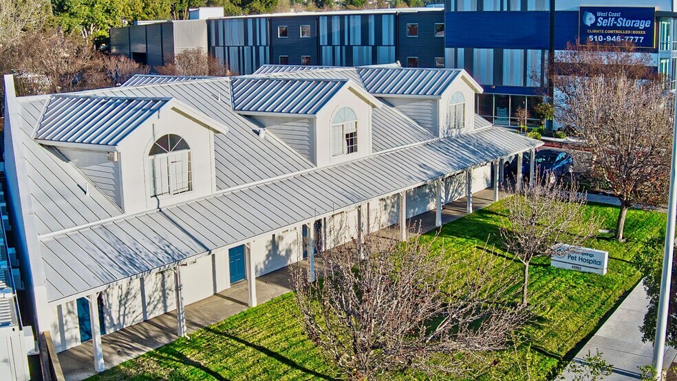 45962-45968 Warm Springs Blvd, Fremont, CA à vendre - Photo du bâtiment - Image 1 de 16