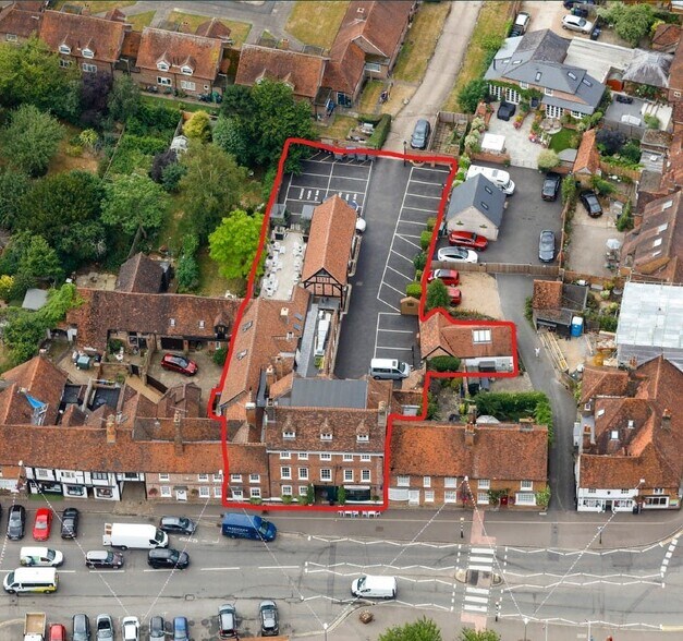 12 The Broadway, Amersham à vendre - Aérien - Image 2 de 15