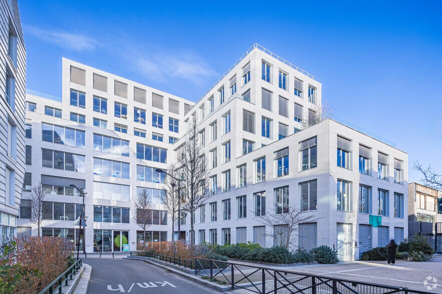 10 Rue Maurice Grimaud, Paris for lease - Primary Photo - Image 1 of 6