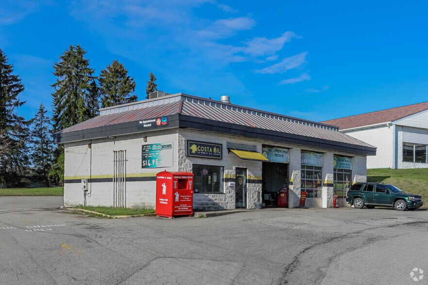 1716 Lincoln Hwy, North Versailles, PA à vendre - Photo principale - Image 1 de 7