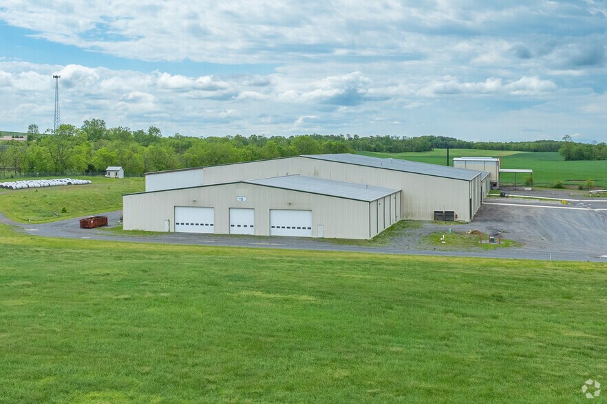 6100 Buchanan Trl W, Mercersburg, PA à vendre - Photo du bâtiment - Image 3 de 7