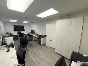 301 Almeria Ave, Coral Gables, FL for lease Interior Photo- Image 2 of 3