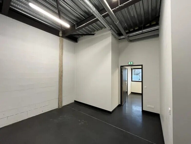 7 Rue Philippe Seguin, Franconville for lease - Interior Photo - Image 2 of 11