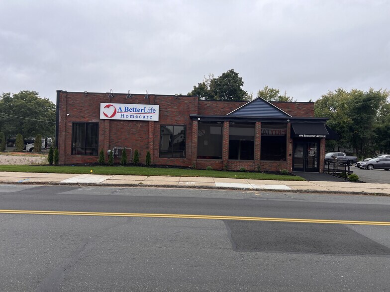 494 Belmont Ave, Springfield, MA à louer - Photo du bâtiment - Image 3 de 15